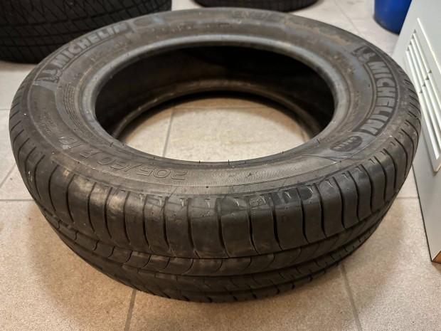 205/60R16 92W Michelin nyri gumi [1db]